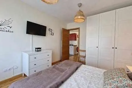 Apartamento Con Piscina *