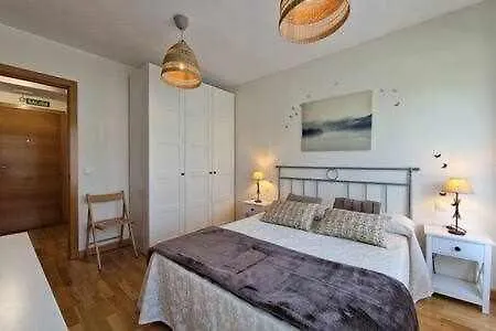 Apartamento Con Piscina アパート リャネス