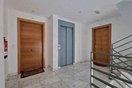 Apartamento Con Piscina *
