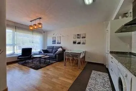 Apartamento Con Piscina